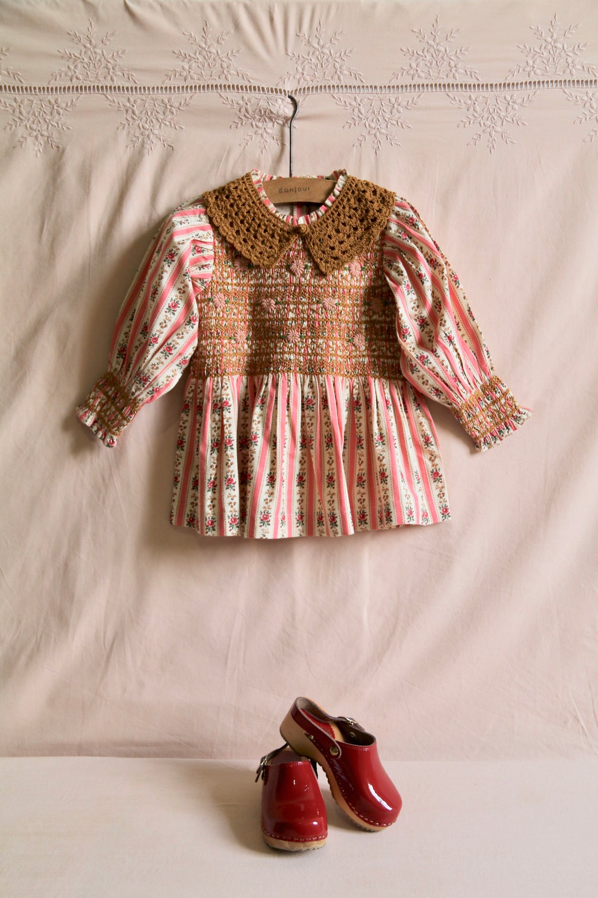 Handsmock blouse with crochet collar tapestry pink stripe print