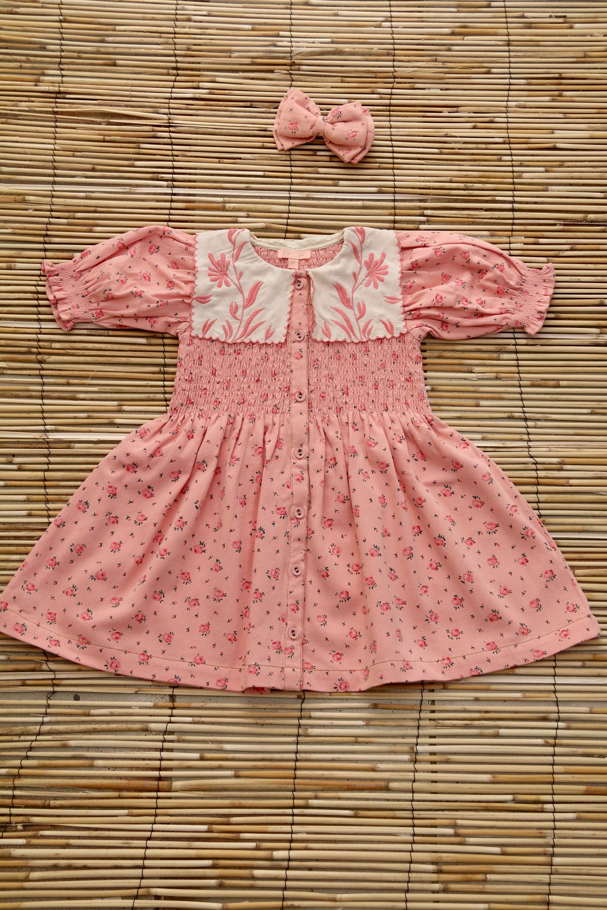 Tunique with emb collar & Hairclip Rosa Bloom print denim