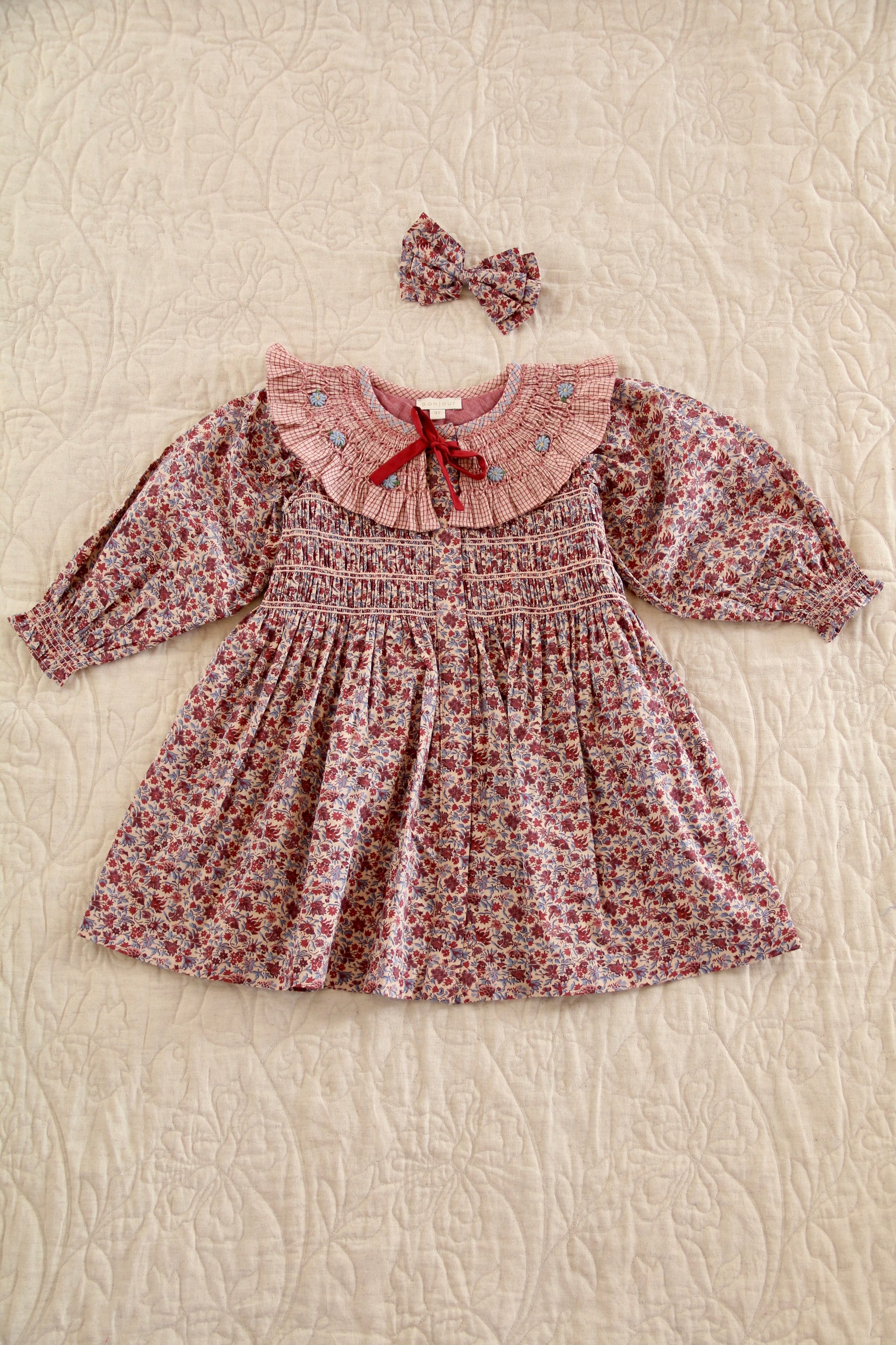 Tunic with hair clip Blue flower field print