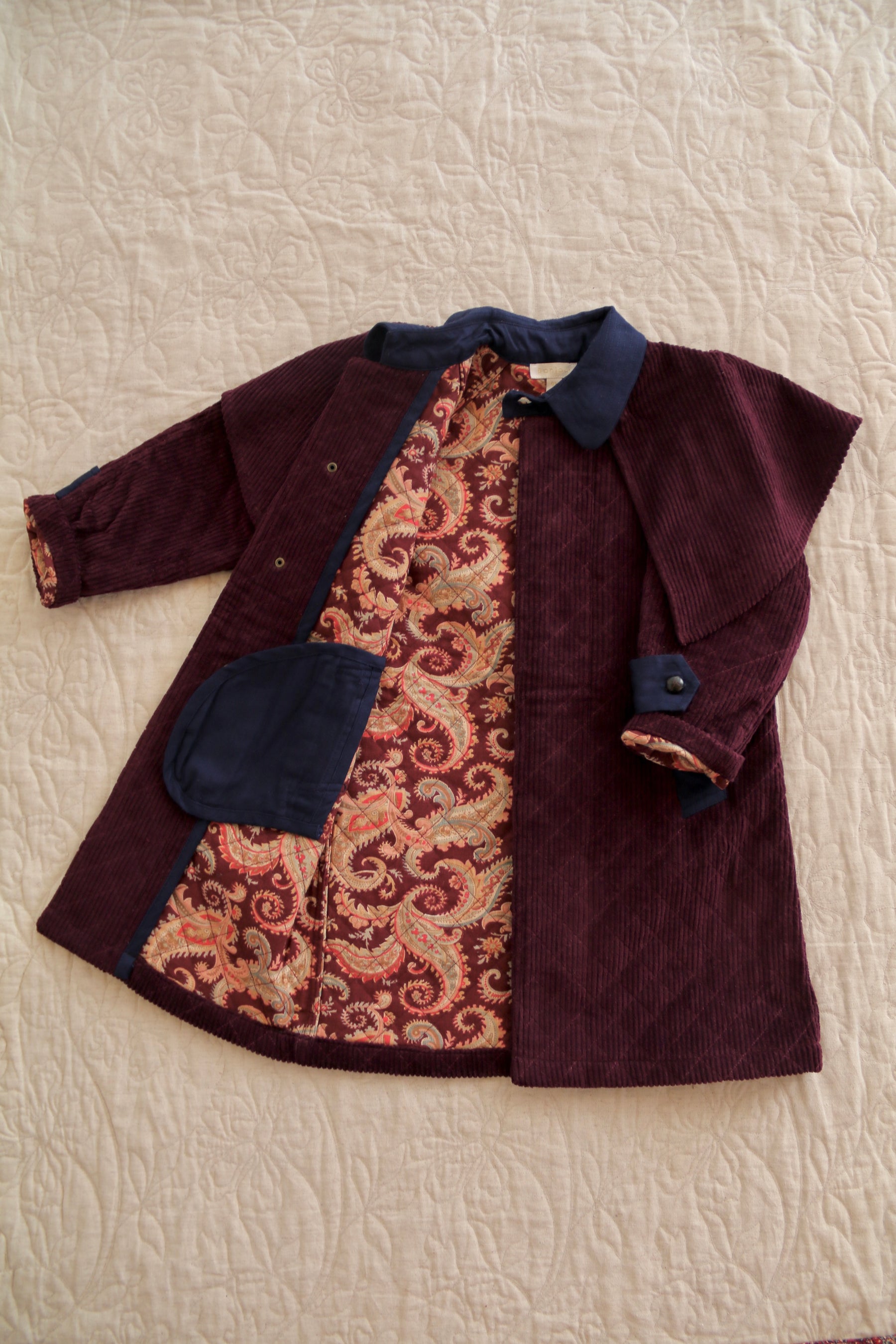 Trench coat Burgundy corduroy / navy denim collar