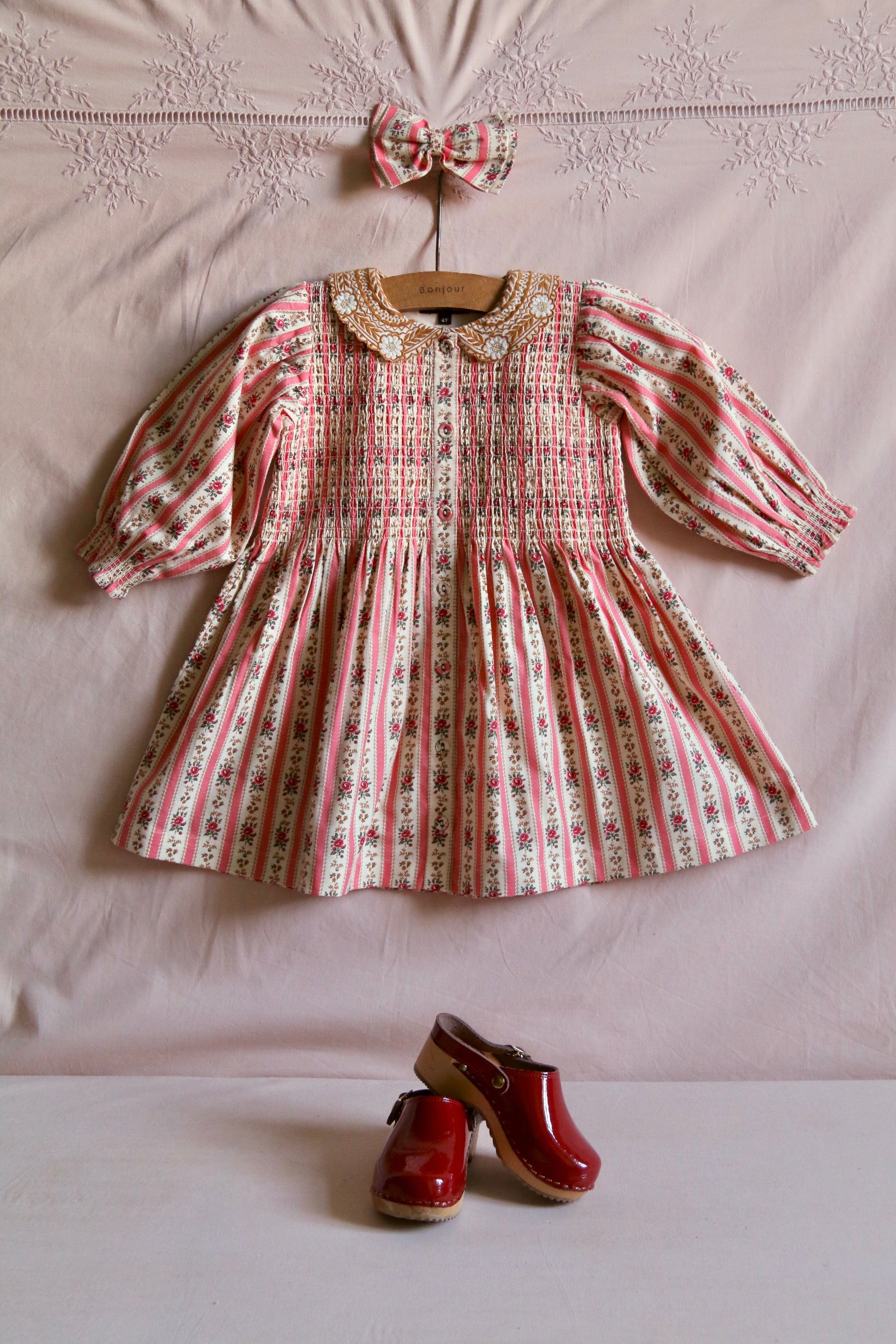 Tunique with hair clip tapestry pink stripe print